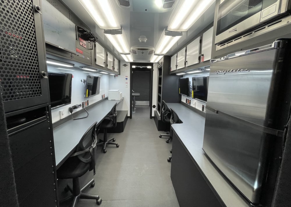 22' Mobile Command Truck