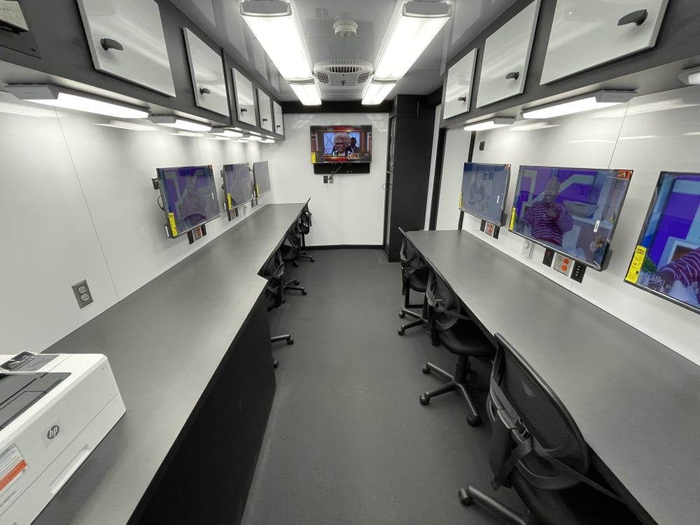 32' Mobile Command Trailer