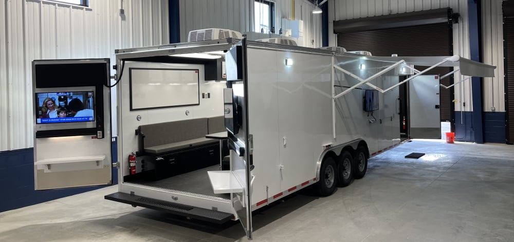 32' Mobile Command Trailer